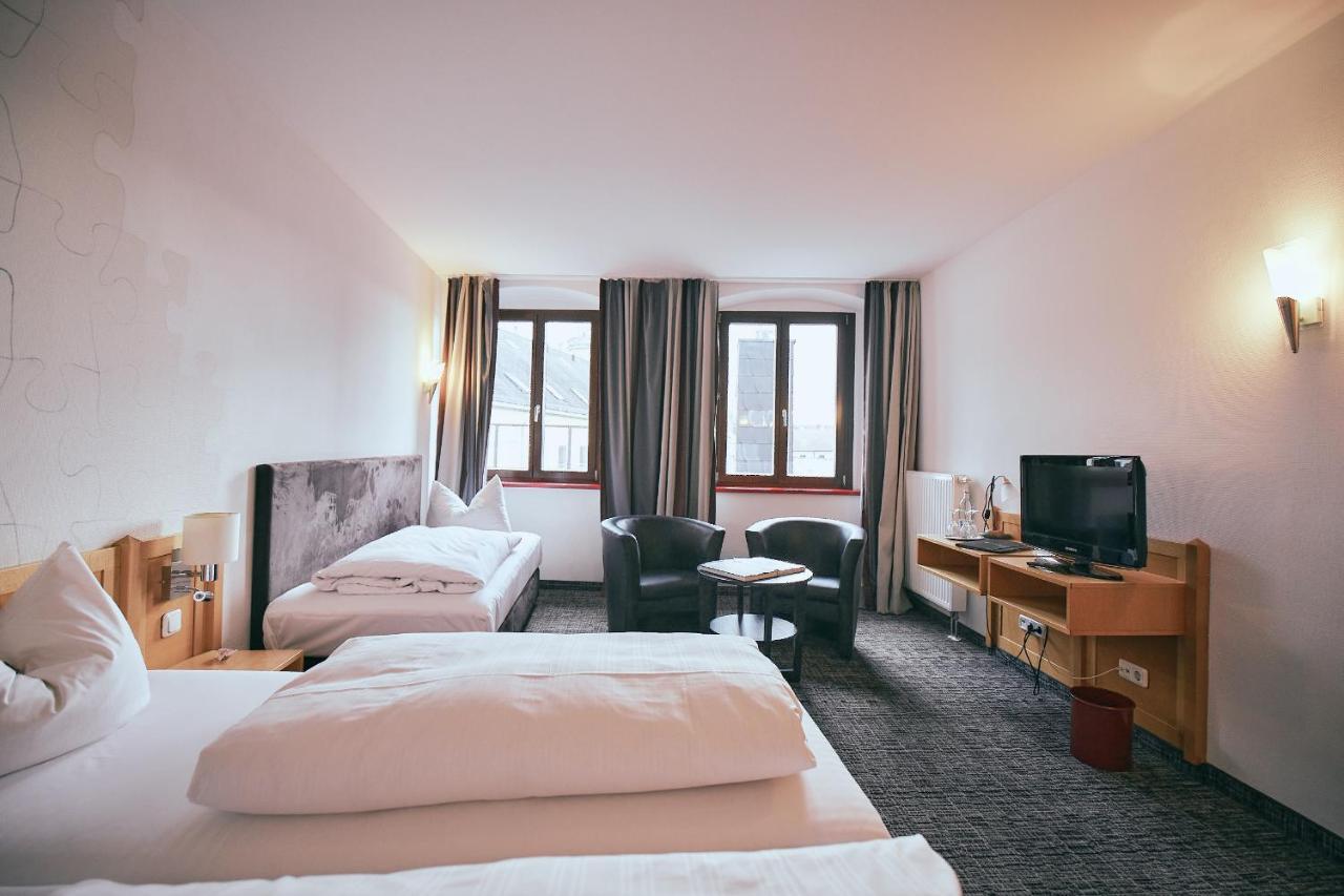Hotel Roter Hahn Regensburg Dış mekan fotoğraf