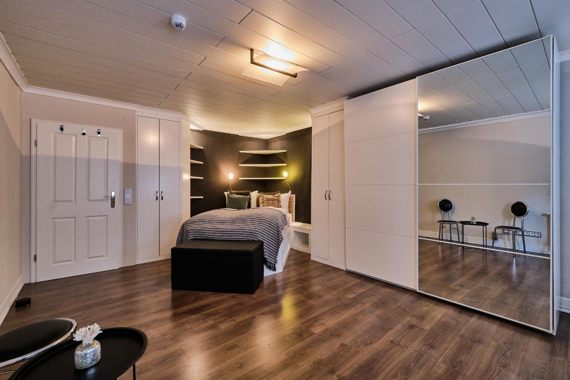 Hotel Roter Hahn Regensburg Dış mekan fotoğraf