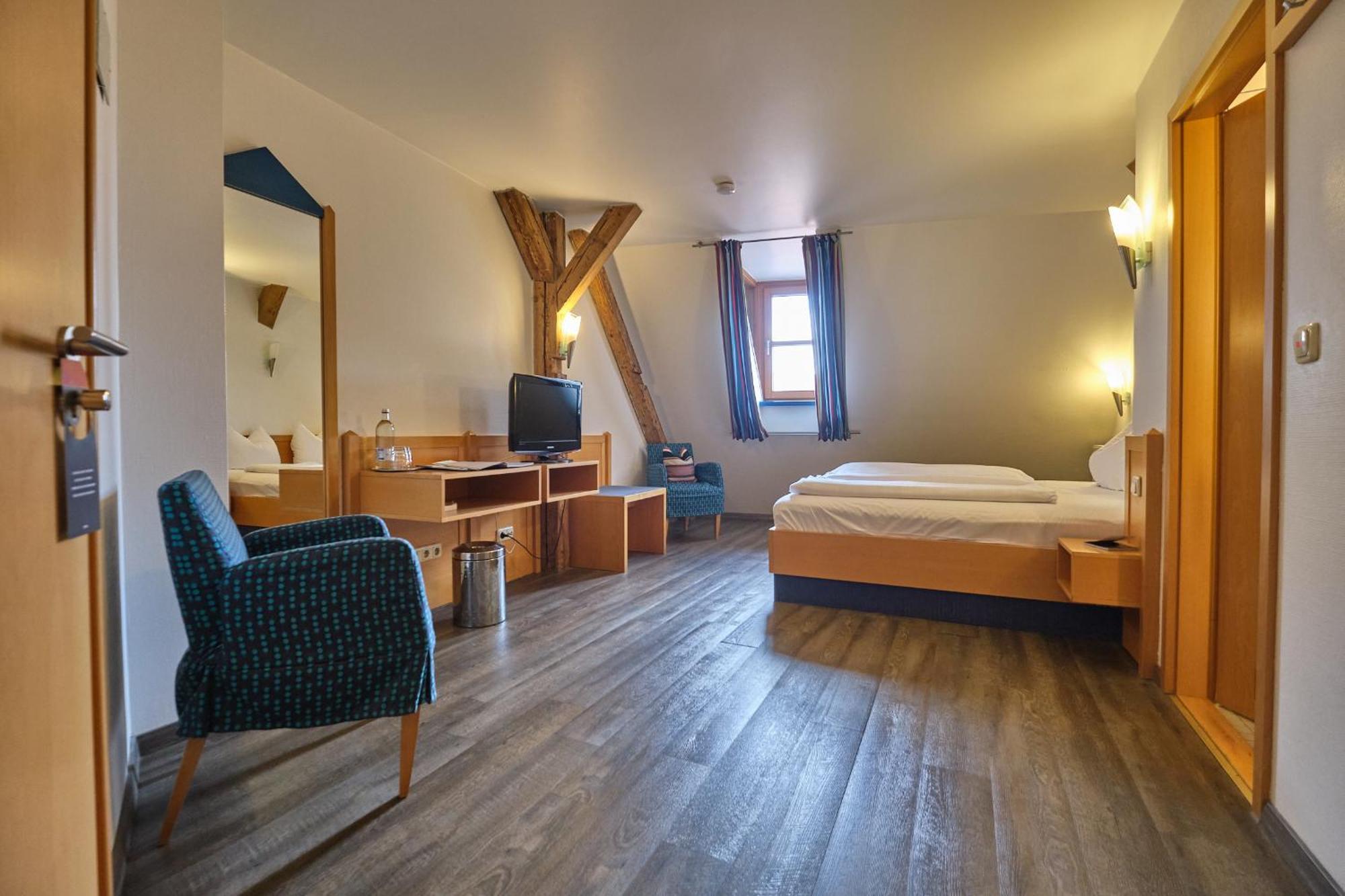 Hotel Roter Hahn Regensburg Dış mekan fotoğraf