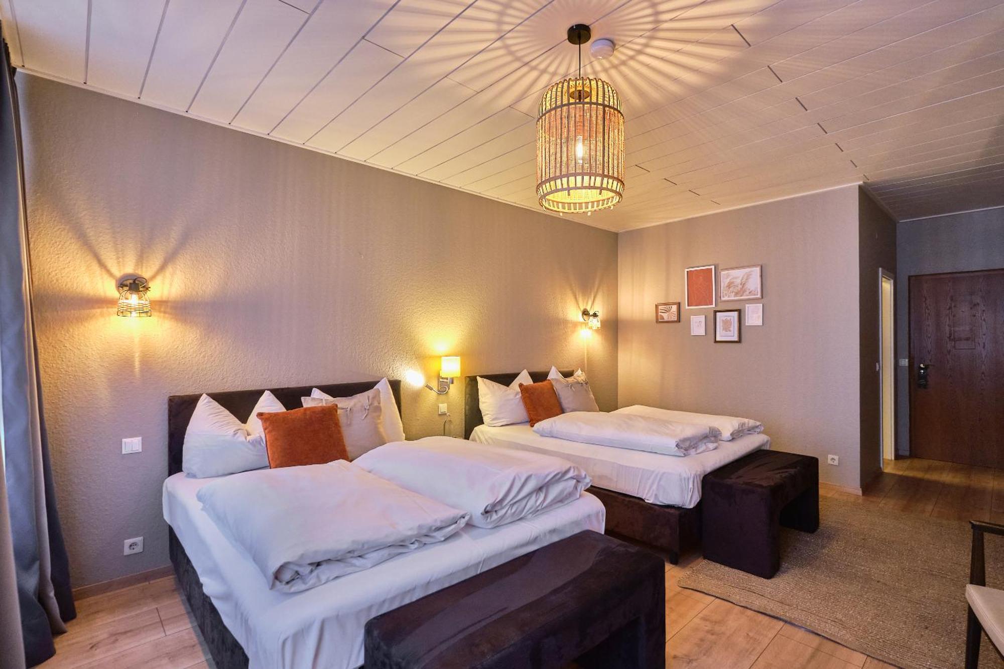 Hotel Roter Hahn Regensburg Dış mekan fotoğraf